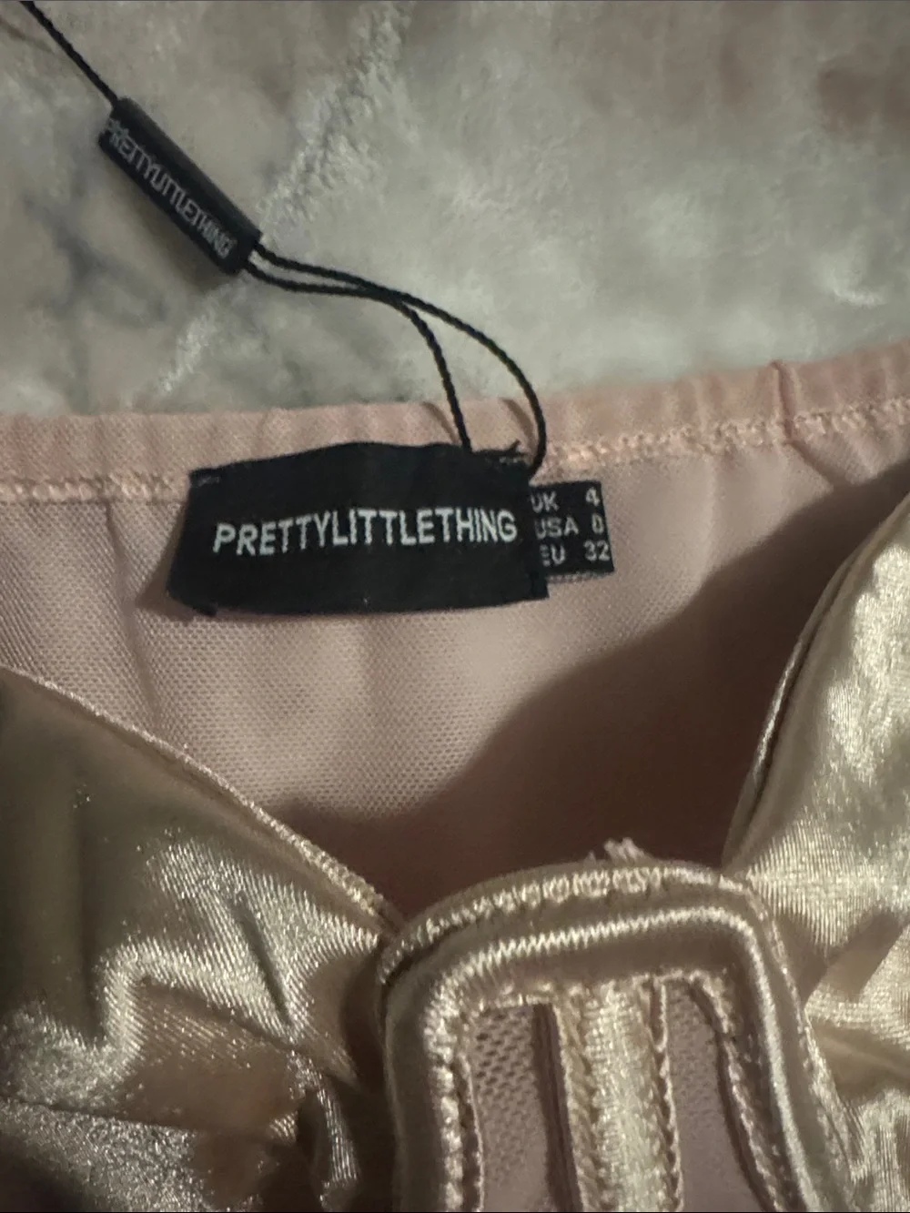 PrettyLittleThing Rose Gold Satin Long Sleeve Corset Mini Dress - Picture 2 of 3